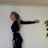 BRUSTMUSKULATUR DEHNEN